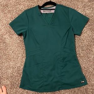 Grays anatomy by Barco Hunter green scrub set!